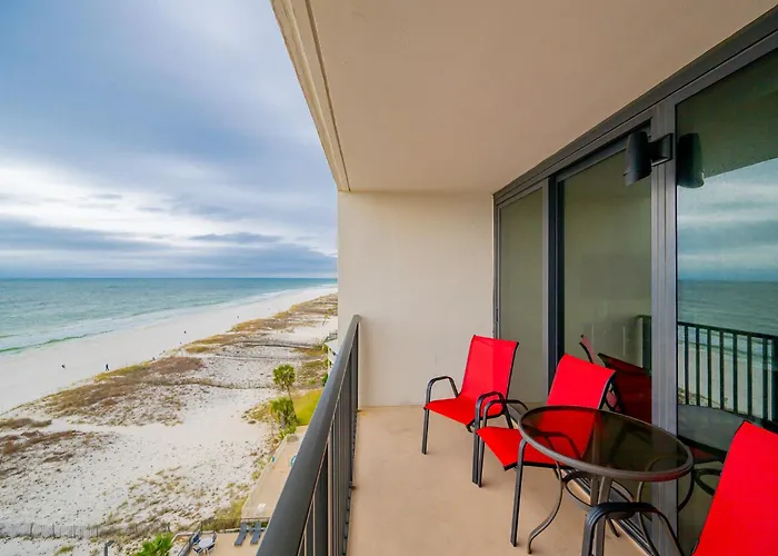 Apartment Island Winds West 876 *
